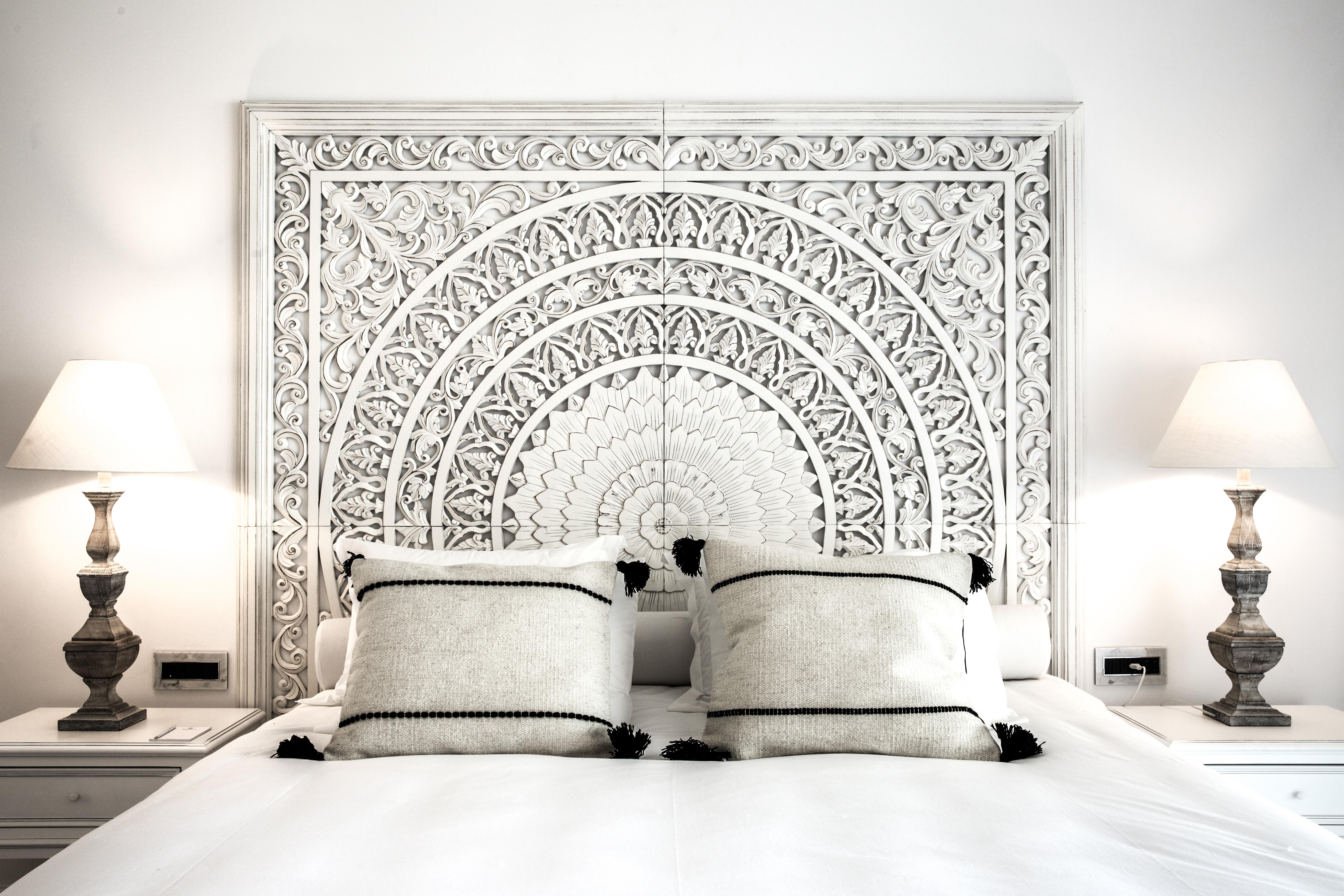 Abaton Island Resort & Spa Limenas Chersonisou Exterior foto A bed with a headboard